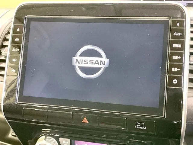 Nissan SERENA S-HYBRID ハイウェイスター　V photo 4