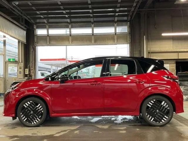Nissan AURA G　FOUR　レザーエディション photo 3