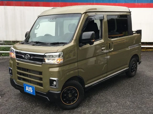 Daihatsu ATRAI deckvan ベースグレード 2022