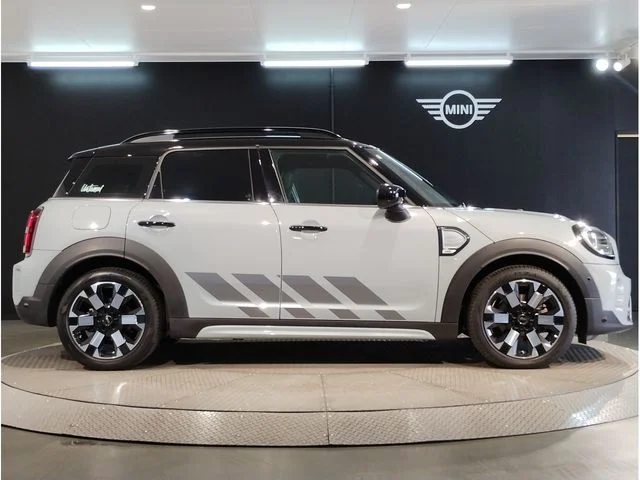 Bmw MINI COOPER D CROSSOVER アンテイムド　エディション photo 4