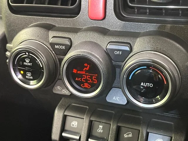 Suzuki JIMNY SIERRA JC photo 4