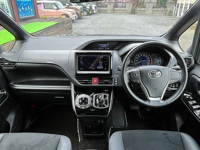 Toyota VOXY HYBRID HYBRID　ZS“煌3”　7人乗リ　［ photo 2