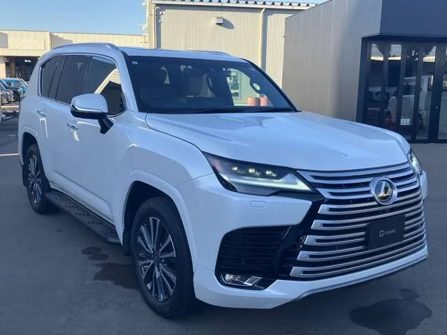 Toyota LEXUS LX600 ベースグレード photo 3