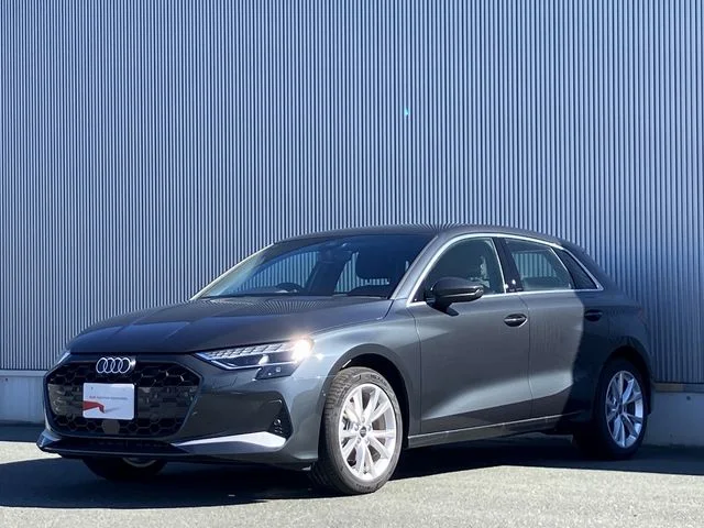 Audi AUDI A3 SPORTBACK 30　TFSI　アドバンスド 2025