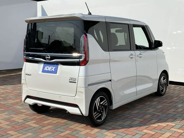 Nissan ROOX ハイウェイスターX photo 3