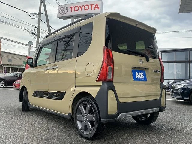 Daihatsu TANTO FAN CROSS ターボ photo 2