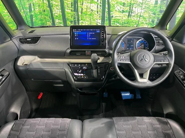 Mitsubishi DELICA MINI T photo 2