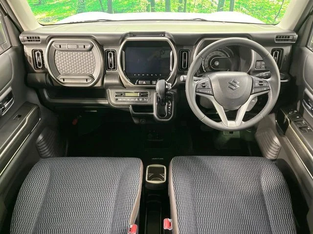 Suzuki HUSTLER Jスタイル2 photo 2