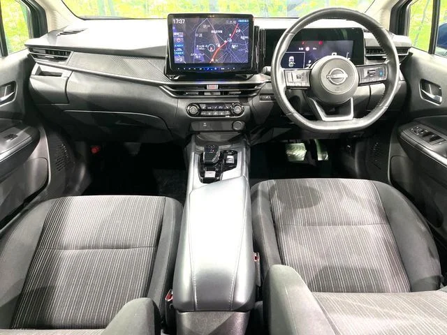 Nissan NOTE 4WD X　FOUR photo 2