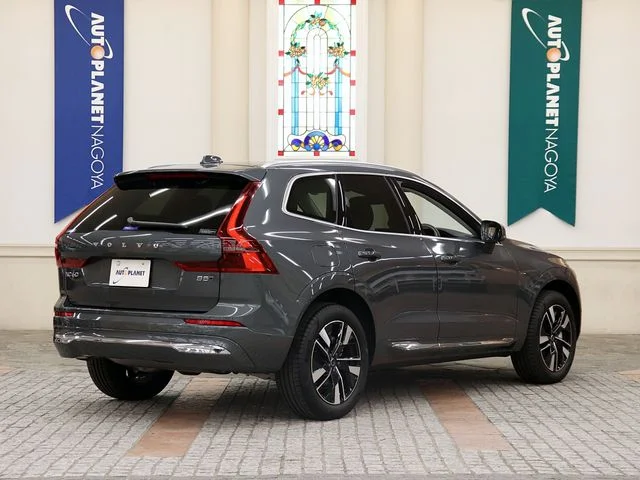 Volvo VOLVO XC60 ウルトラ　B5　AWD photo 3