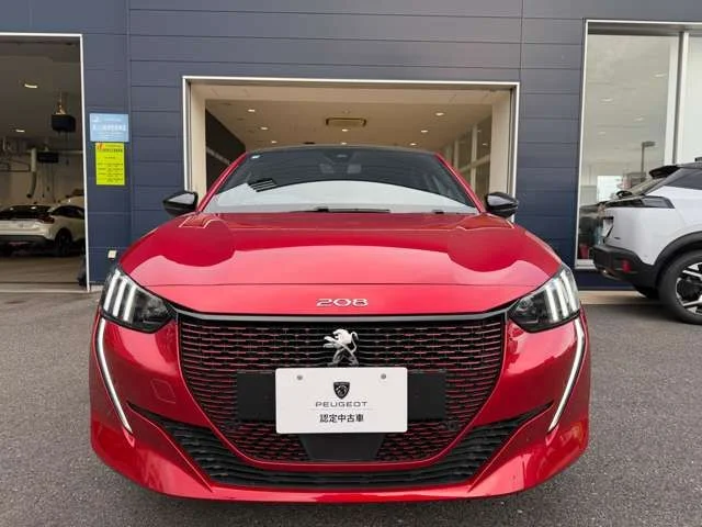 Peugeot PEUGEOT e-208 GT photo 3