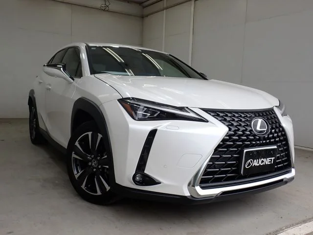 Toyota LEXUS UX300h バージョンL 2025