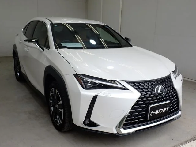 Toyota LEXUS UX300h バージョンL photo 4
