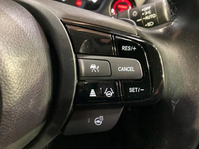Honda VEZEL e:HEV Z photo 4