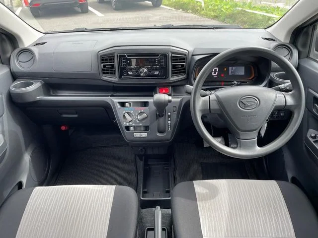 Daihatsu MIRA e:S L　SA3 photo 2
