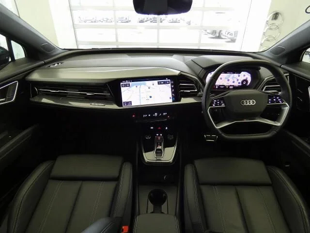 Audi AUDI Q4 e-tron 40　Sライン photo 4