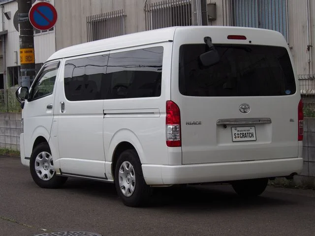 Toyota HIACE wagon ワイド　GL　ロング　ミドルルーフ photo 3