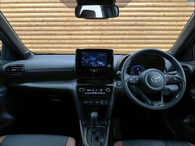Toyota YARIS CROSS Z　アドベンチャー photo 3