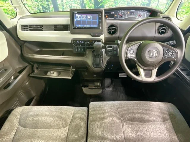 Honda N BOX L photo 2