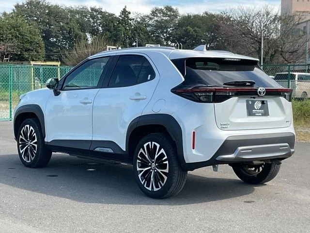 Toyota YARIS CROSS HYBRID Z　アドベンチャー photo 3
