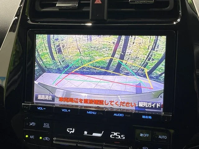 Toyota PRIUS A photo 4