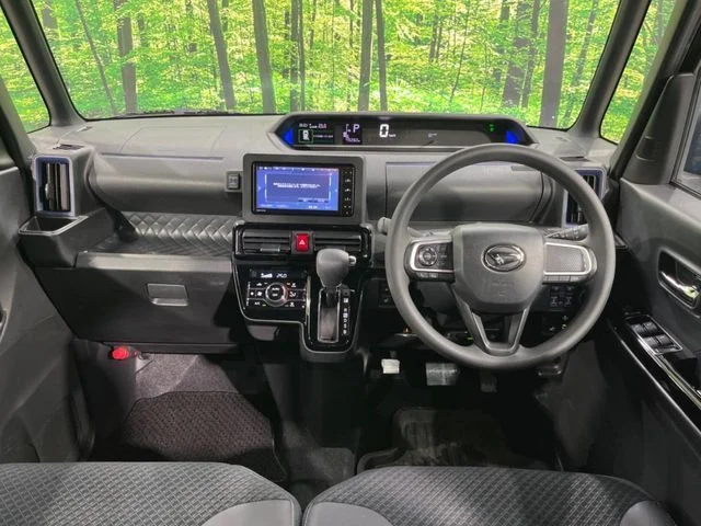 Daihatsu TANTO CUSTOM X photo 2