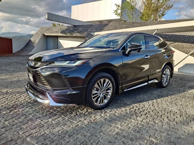 Toyota HARRIER HYBRID Z　レザーパッケージ photo 2