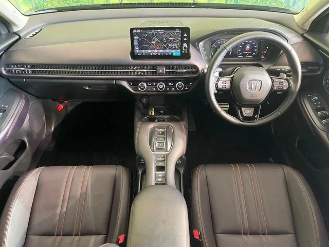 Honda ZR-V e:HEV Z photo 2
