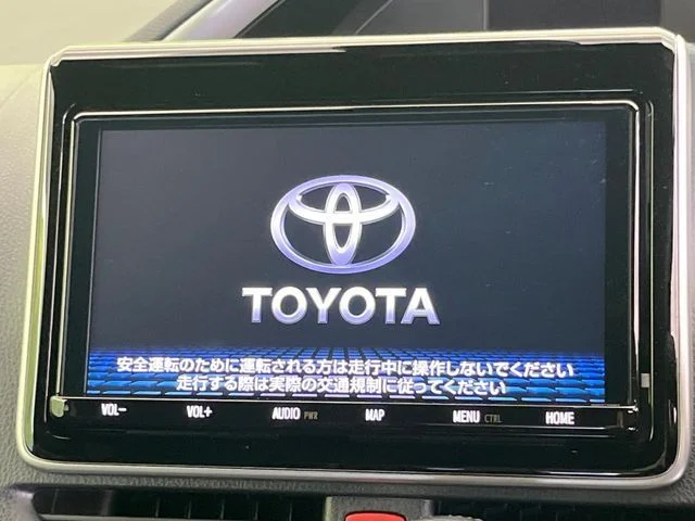 Toyota VOXY ZS　煌3 photo 4