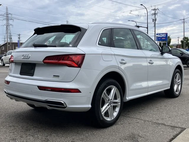 Audi AUDI Q5 40TDI　クワトロ　スポーツSラインP photo 3
