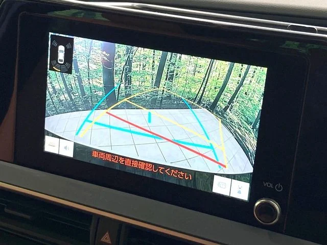 Toyota PRIUS X photo 4