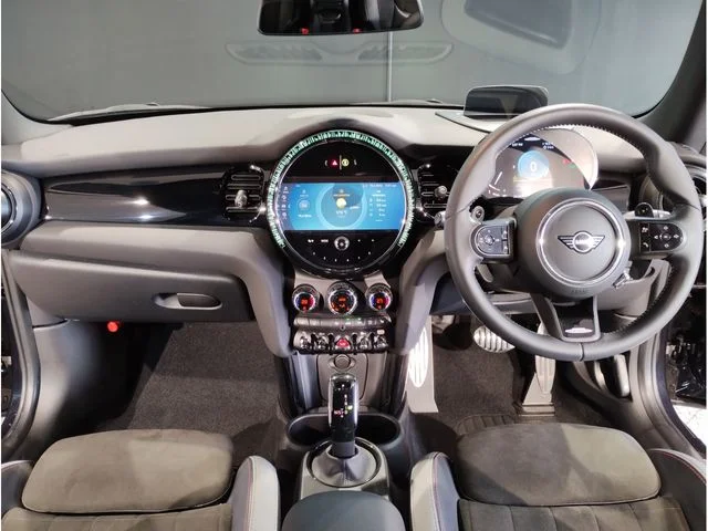 Bmw MINI JCW　プレミアムプラスライン photo 2