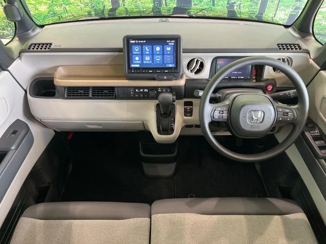 Honda N BOX ベースグレード photo 2