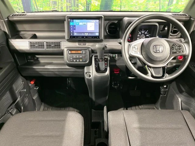 Honda N-VAN ファン　ターボ photo 2