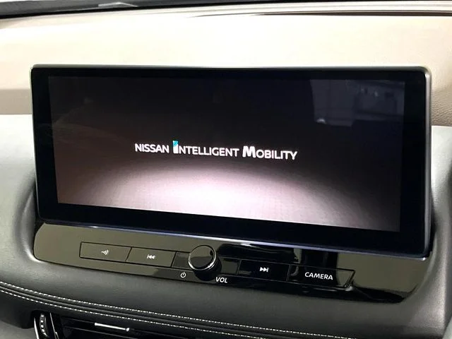 Nissan X-TRAIL HYBRID 4WD X　e−4ORCE photo 3