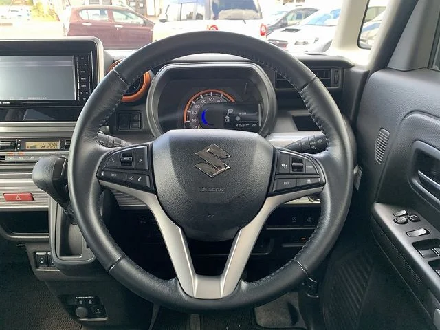 Suzuki Spacia GEAR ハイブリッドXZ photo 4
