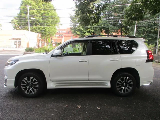 Toyota LANDCRUISER PRADO TX　Lパッケージ photo 4