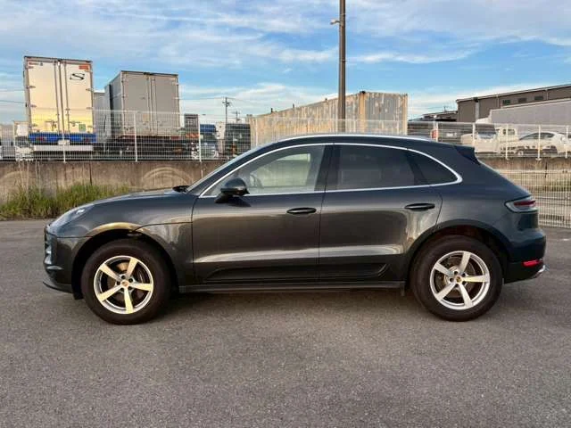 Porsche PORSCHE Macan ベースグレード photo 4