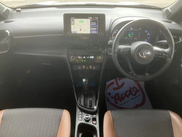 Toyota YARIS CROSS HYBRID Z　アドベンチャー photo 2