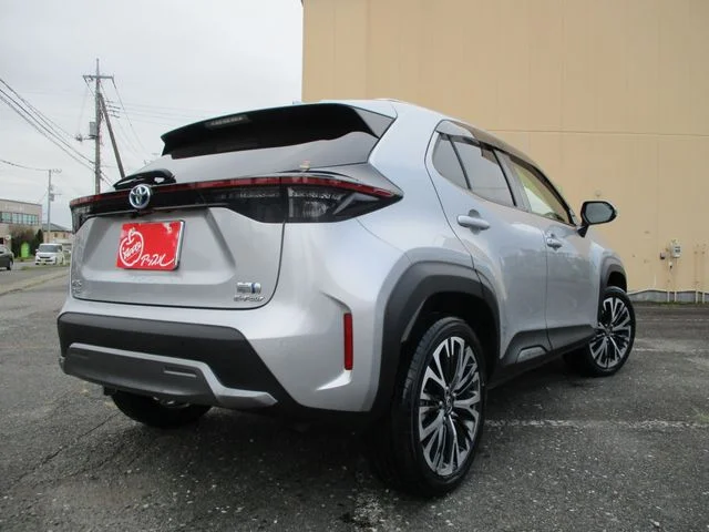 Toyota YARIS CROSS HYBRID Z　アドベンチャー photo 3