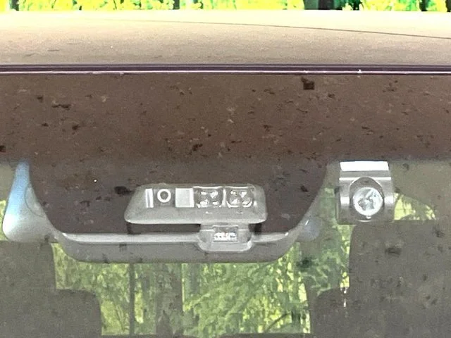 Mitsubishi DELICA D:5 4WD P photo 4