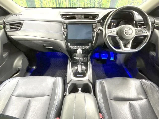 Nissan X-TRAIL 2WD オーテック　iパッケージ photo 2