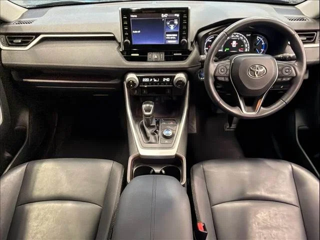 Toyota RAV4 HYBRID 4WD G photo 2