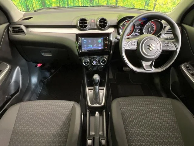 Suzuki SWIFT XG　リミテッド photo 2