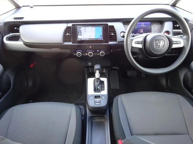 Honda FIT e:HEV ベーシック photo 2