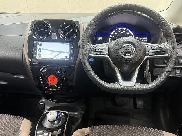 Nissan NOTE e－POWER　メダリスト photo 2