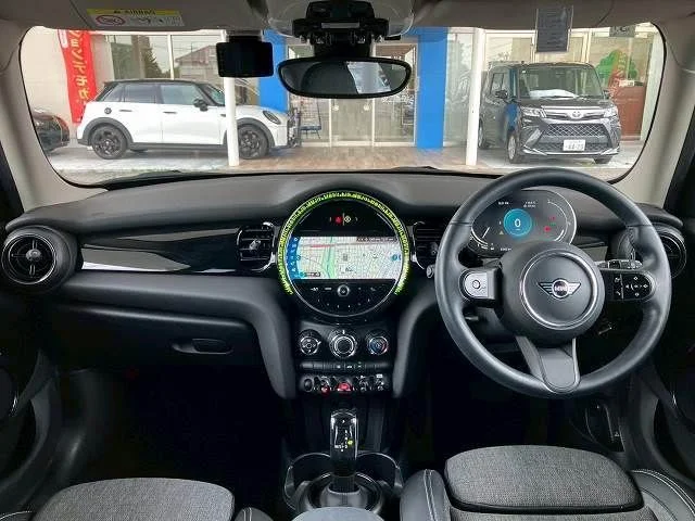 Bmw MINI ONE 5DOOR ベースグレード photo 3