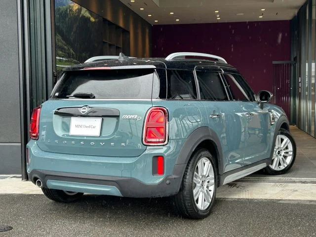 Bmw MINI COOPER D CROSSOVER ベースグレード photo 3