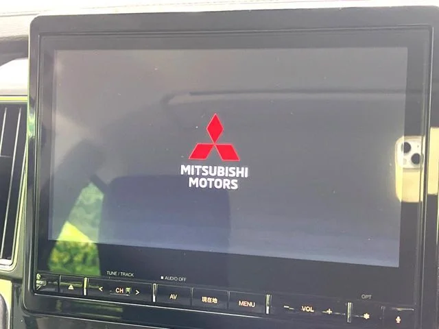 Mitsubishi DELICA D:5 4WD P photo 4