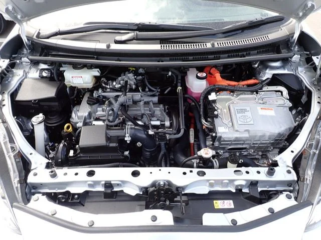 Toyota AQUA S photo 4